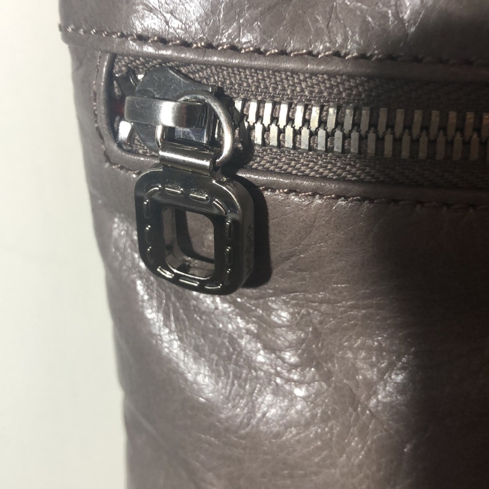 HOBO Charcoal Leather Crossbody Bag - Picture 4 of 8